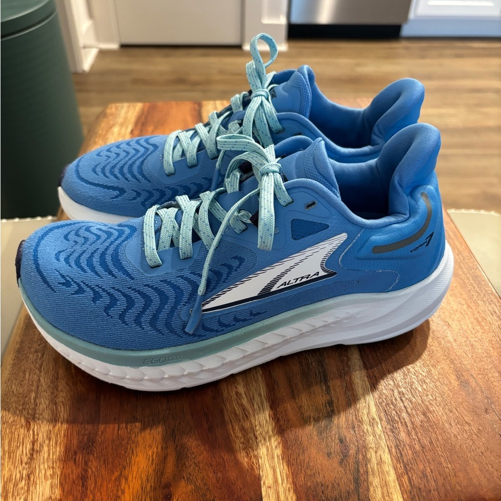 Altra Ocean Blue Athletic Sneakers